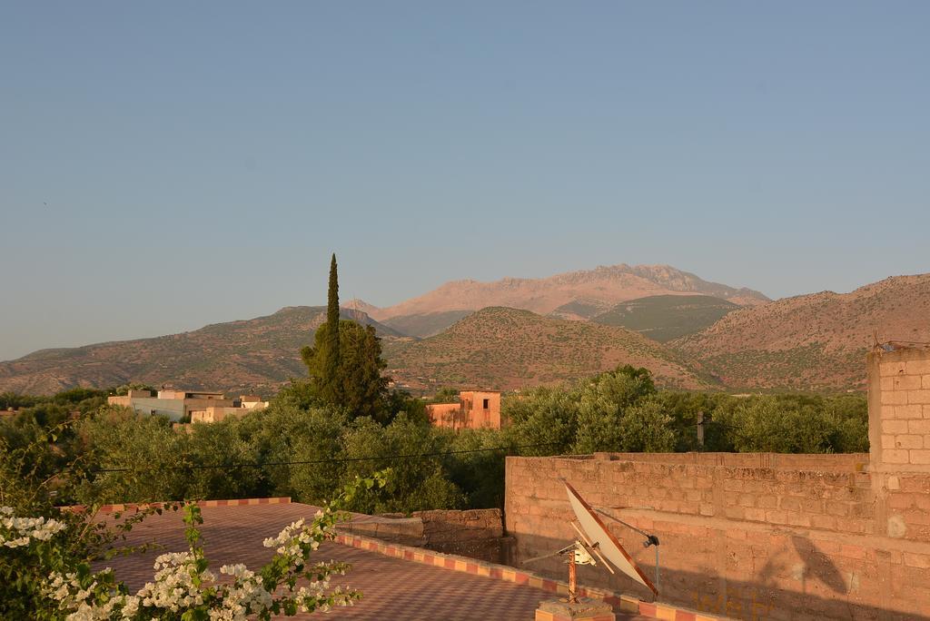 Maison D'Hotes Ait Bou Izryane Timoulilt Exterior photo